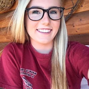 Meet your Posher, Mackenzie